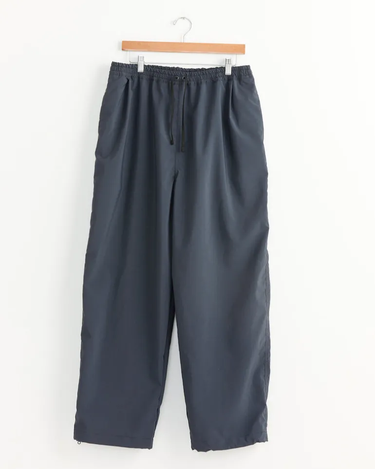 Airy Wide Pant in Ink Black