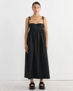 Alena Dress in Black