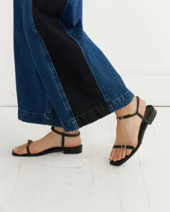 Antigua Sandal in Black