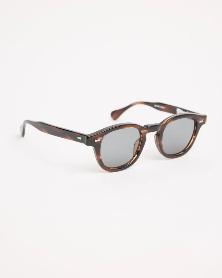 Arnie Sunglasses in Demi Amber/Grey
