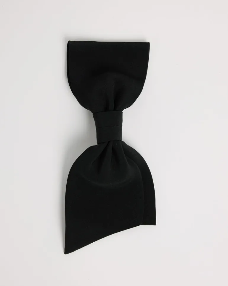 Asymmetrical Bow in Black