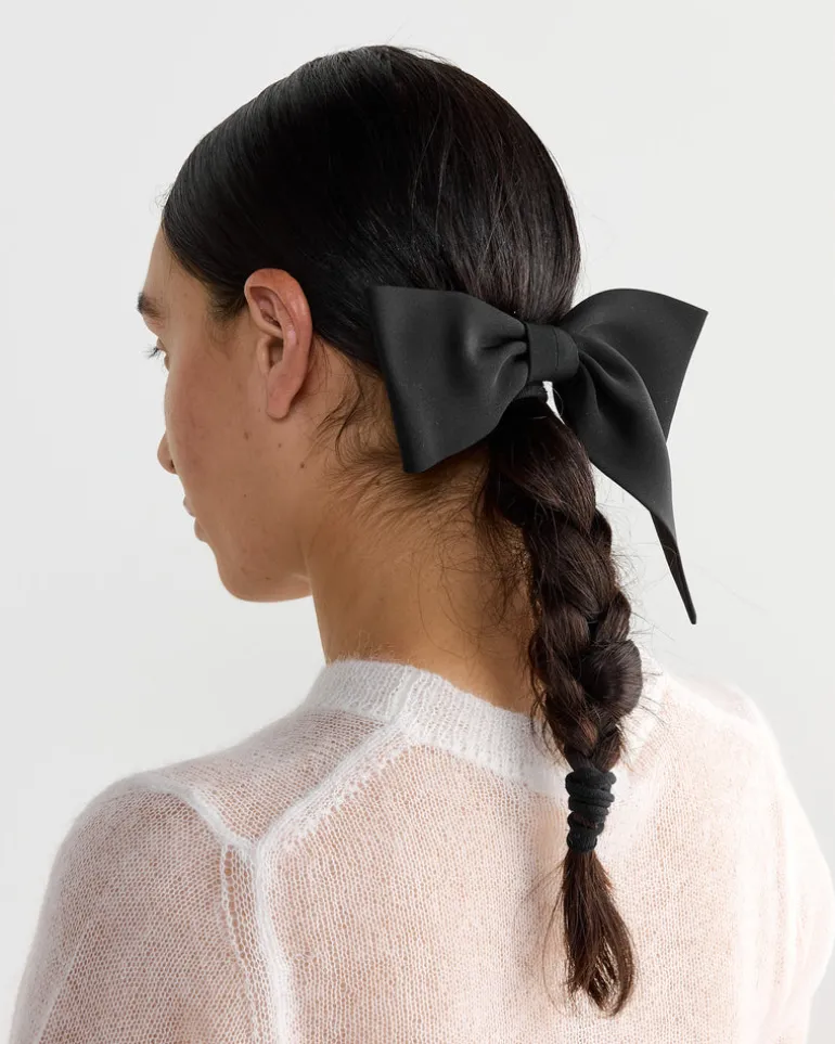 Asymmetrical Bow in Black