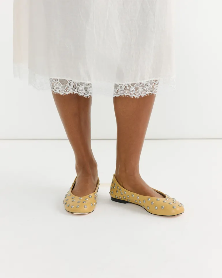 Bailarina Shoes in Butter