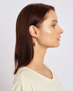Baroque Earrings in Pearl