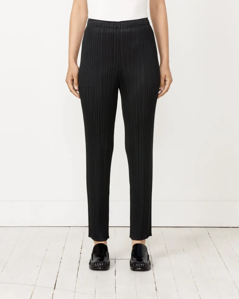 Basics Pant in Black