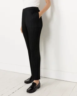 Basics Pant in Black