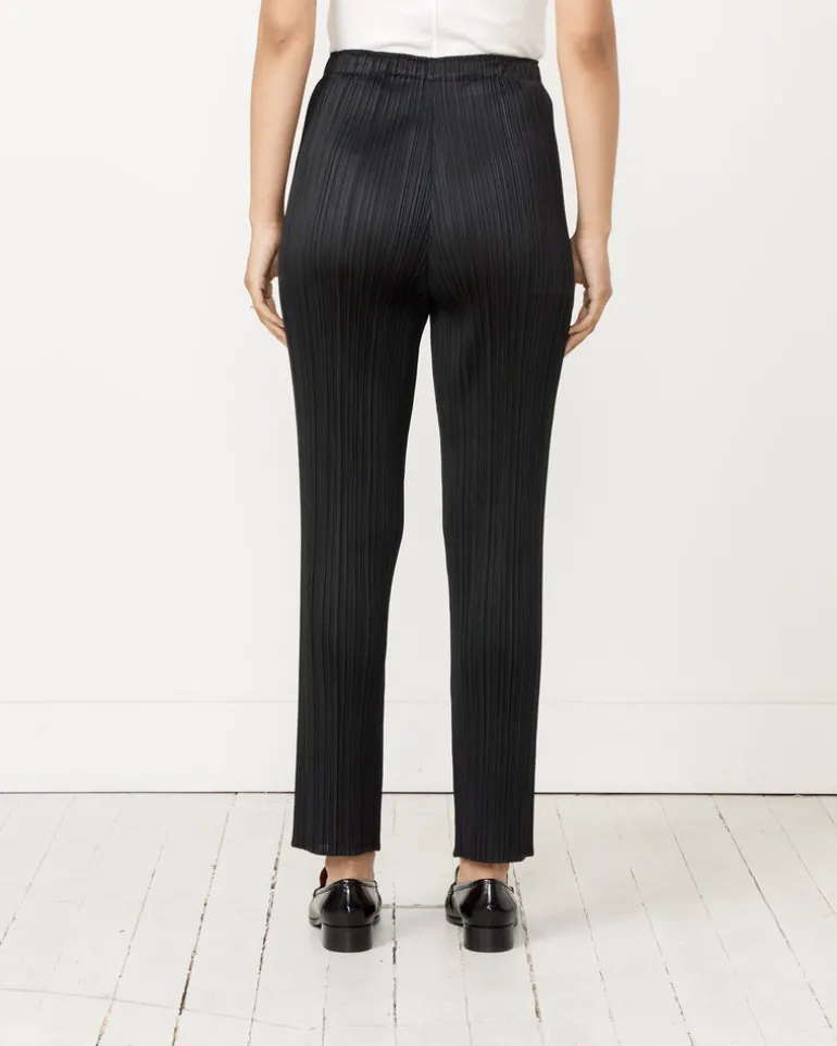 Basics Pant in Black