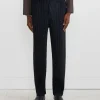 Basics Pant in Navy