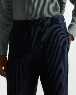 Basics Pant in Navy