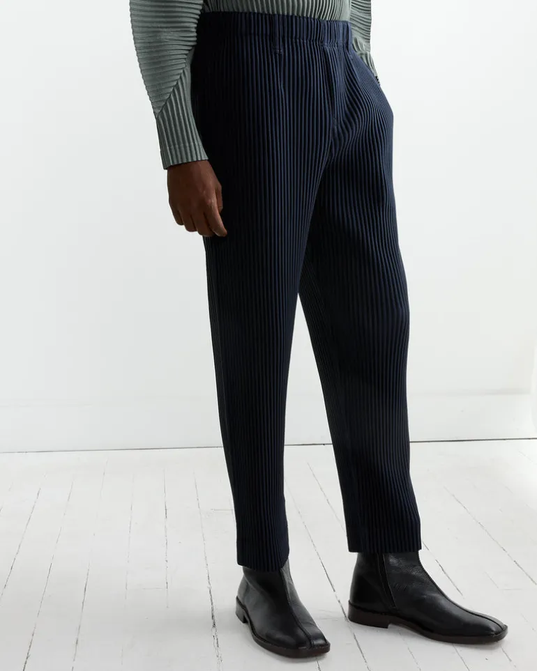 Basics Pant in Navy