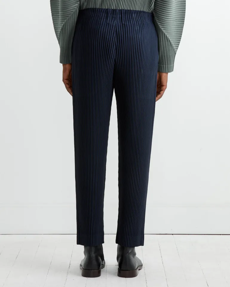 Basics Pant in Navy