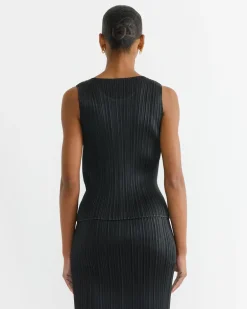 Basics Tank Top in Black