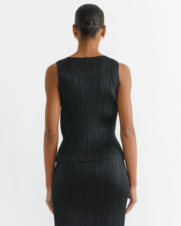 Basics Tank Top in Black