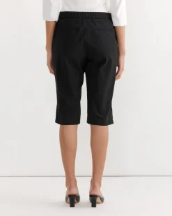 Bermuda Pant in Black