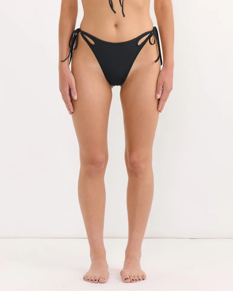 Chilla Bikini Bottom in Black