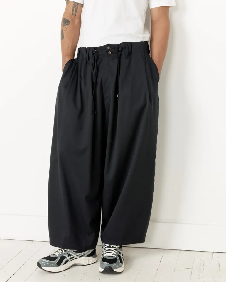 Circular Pant in Black