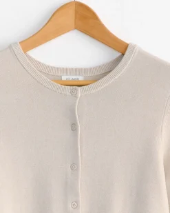 Classic Cardigan in Creme
