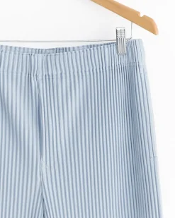 Color Pleats Short in Grey Blue