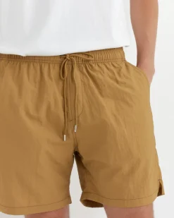 Contrast Stitch SM Short Taslan Nylon in Sand