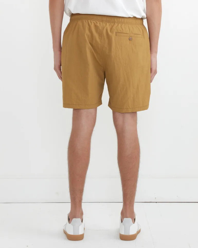 Contrast Stitch SM Short Taslan Nylon in Sand
