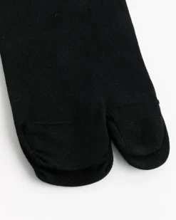 Cotton Tabi Short Crew Socks in Black