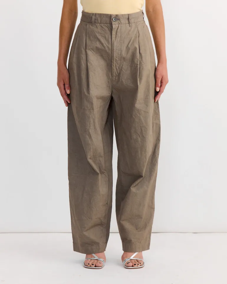Crinkled Wide Trouser in Mud