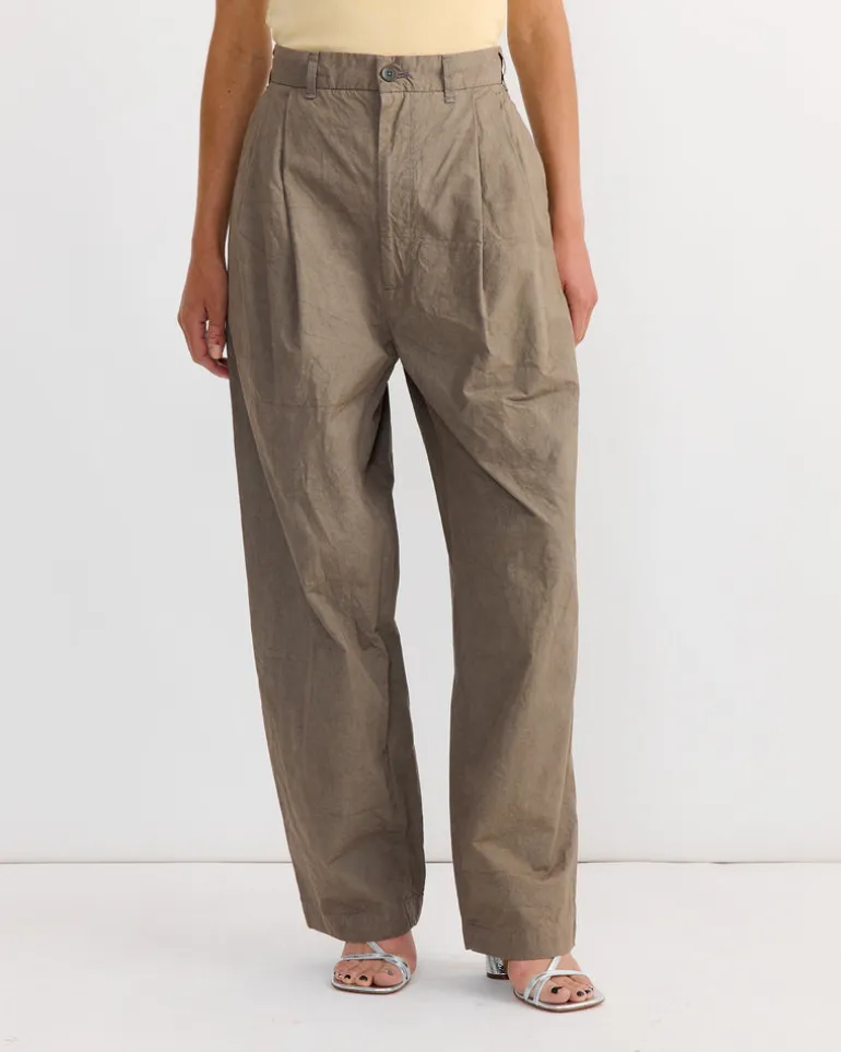 Crinkled Wide Trouser in Mud