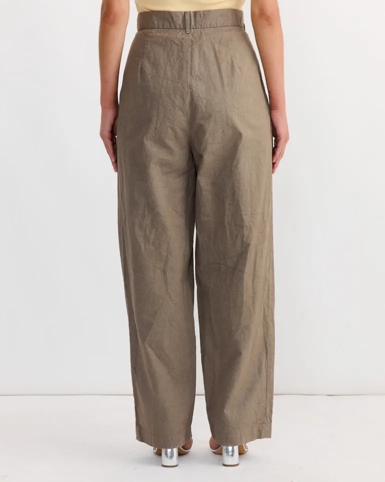 Crinkled Wide Trouser in Mud