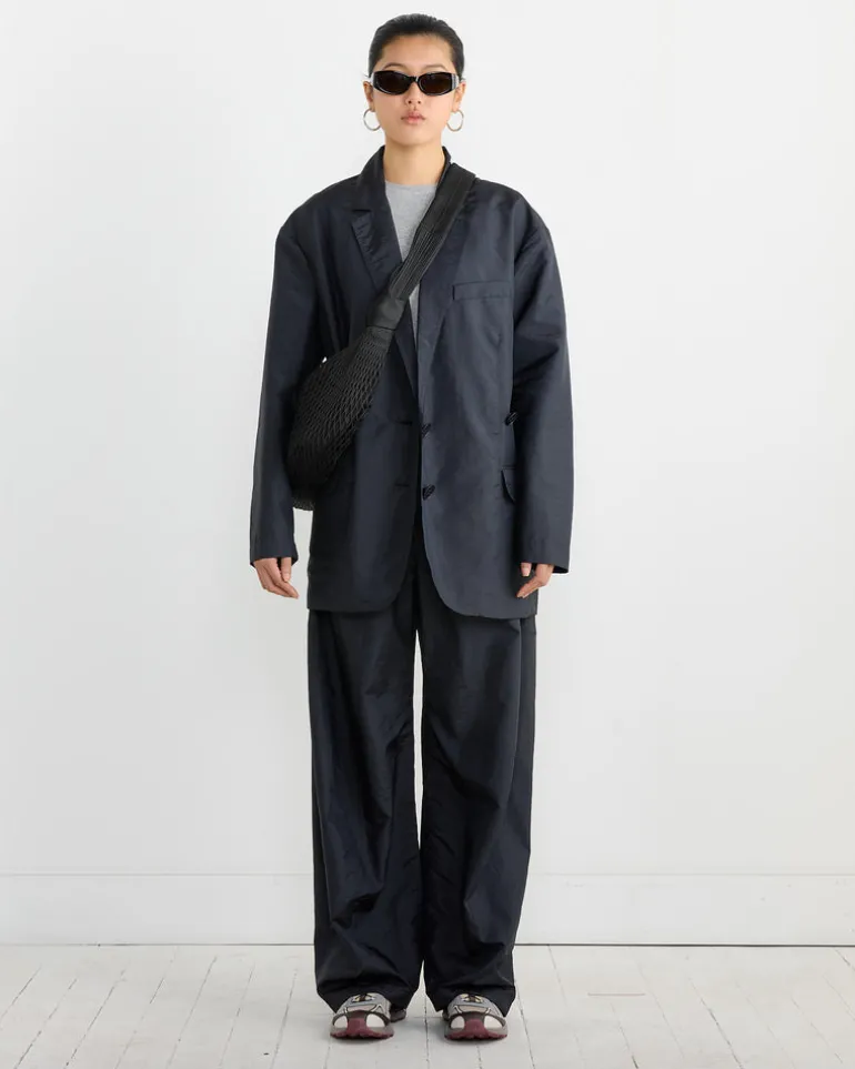 Crispy Nylon Winslow Pant in Navy