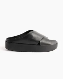 Cross Platform in Black
