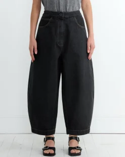 Curved Denim in Black