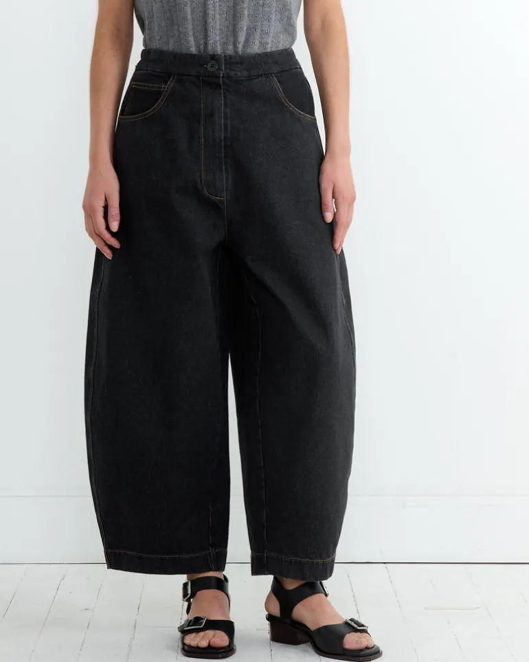 Curved Denim in Black