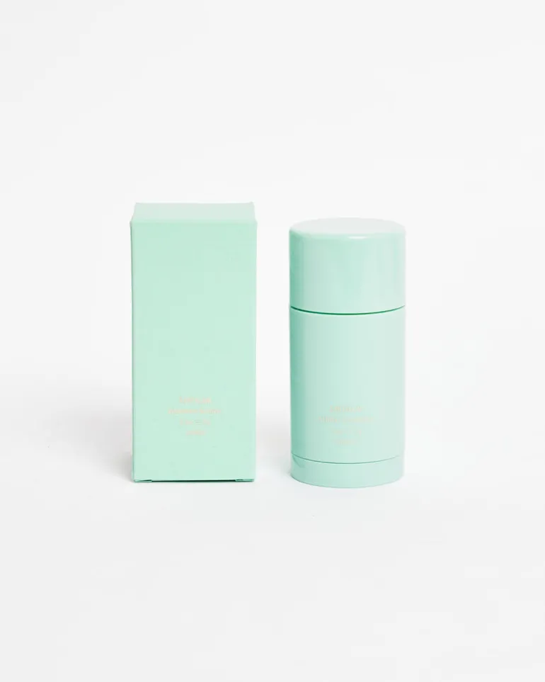 Deodorant in Santalum