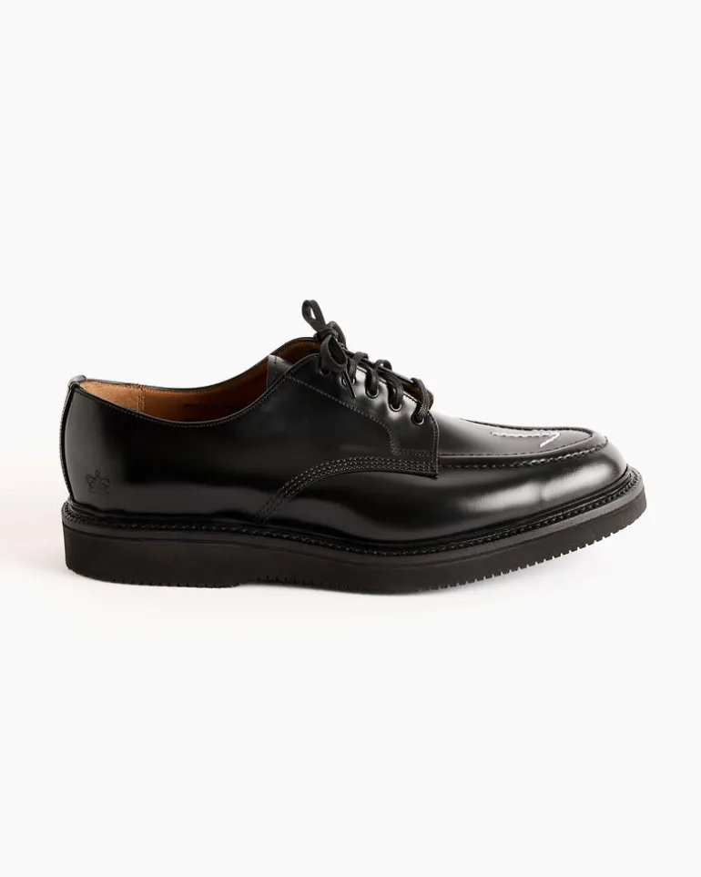 Derby Shoes in Black