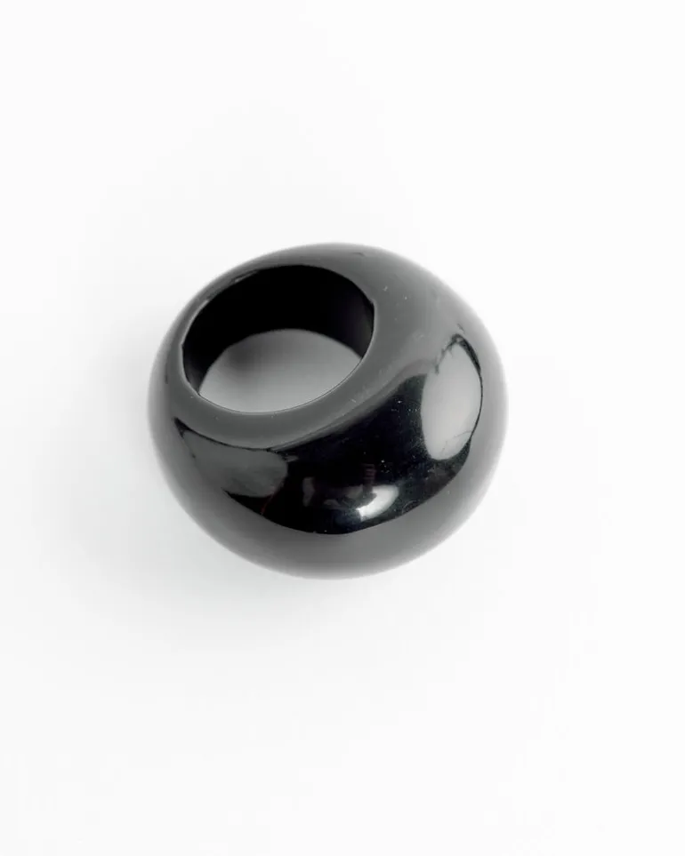 Donut Ring in Onyx