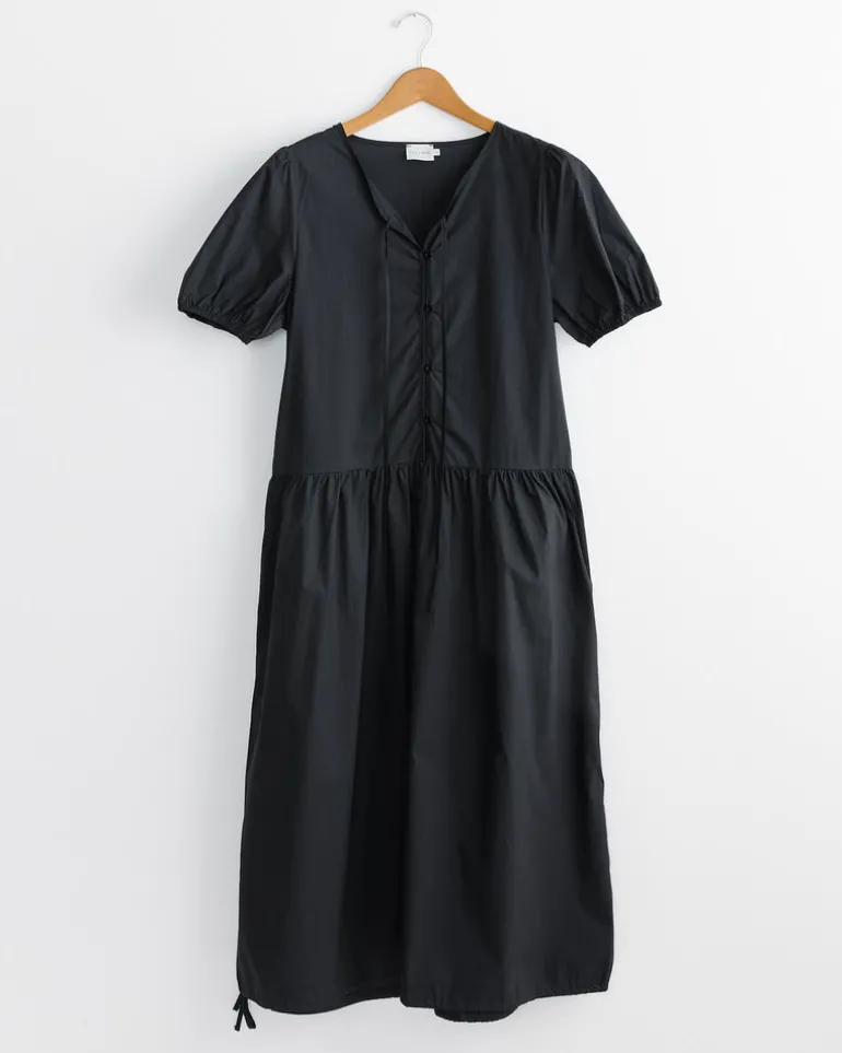 Draw Hem Dress in Black