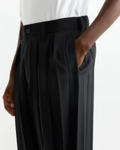Edge Ensemble Pant in Black