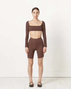 El Tigre Chiquito Long Sleeve Crop Top in Chocolate