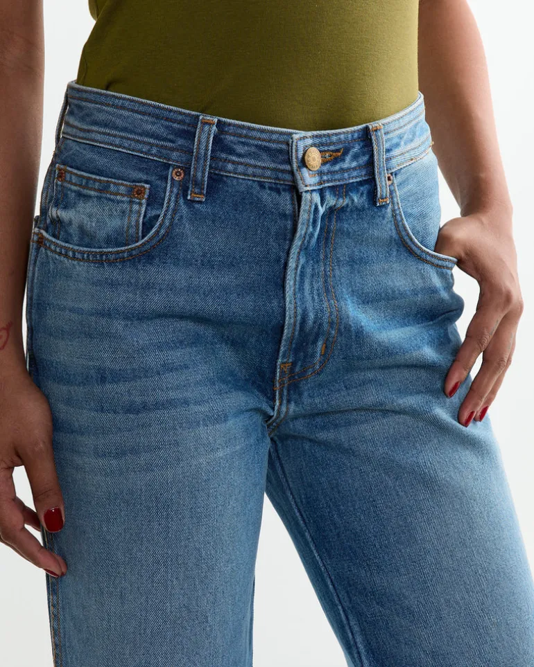 Eshel Jean in Hyde Wash