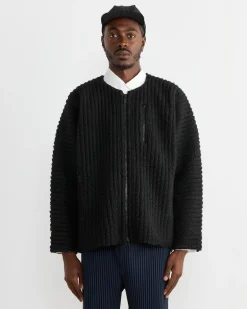 Fleece Pleats Jacket in Black