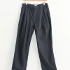 Garment Dye 2 Tuck Pant in Ink Black