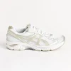 GT-2160 in White/Putty
