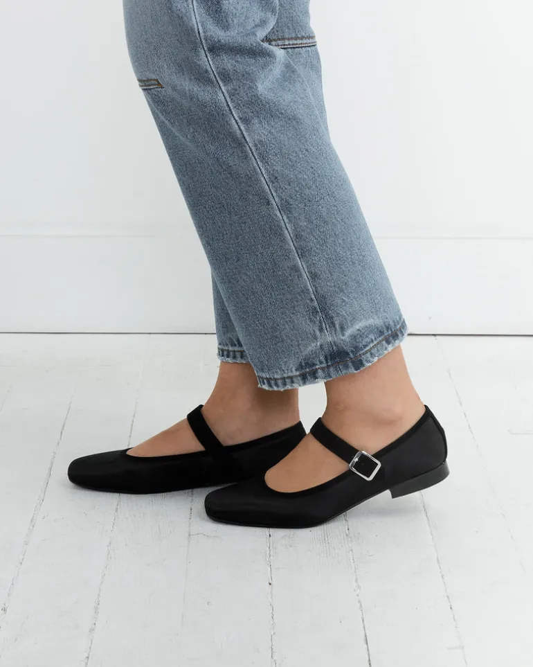 Hai x Reqins Constance Mary Jane in Black