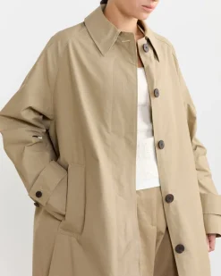 Holin Coat in Tan