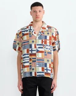 International Shirt in Multi