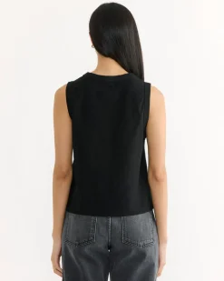 Johnny Tee in Black