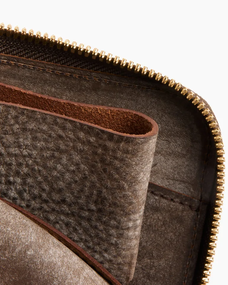 L Wallet in Chocolate