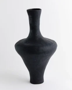 Large Vessel in Matte Black