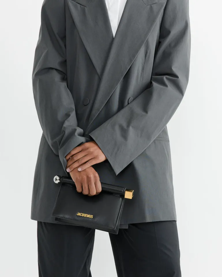 Le Petite Pochette Round C Bag in Black