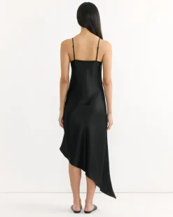 Leviana Dress in Black